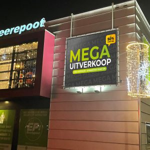 EP:Beerepoot; megauitverkoop EP:Beerepoot; megauitverkoop
