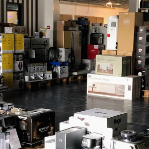 EP:Beerepoot; Verbouwingsleegverkoop